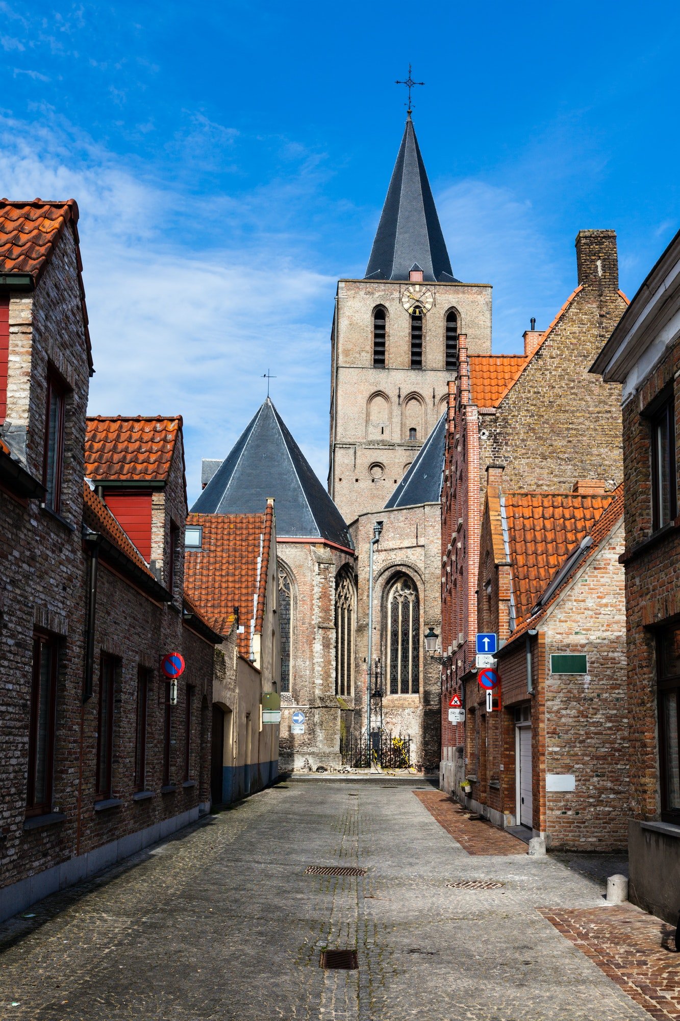 street-in-bruges-brugge-belgium-europe-1.jpg