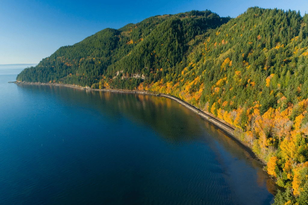 image Travel Sire Scenic Chuckanut Drive coastal view on the Seattle to Vancouver drive